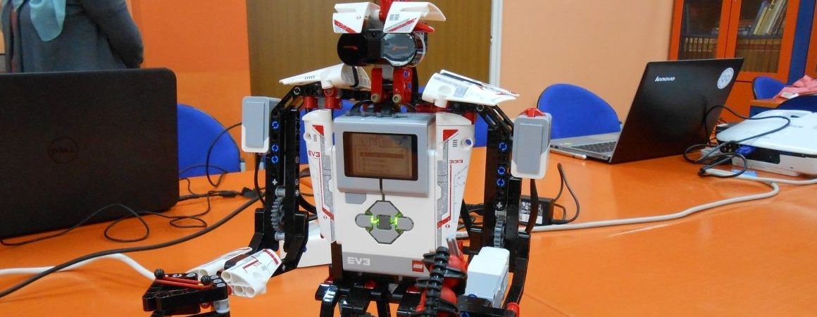 lego-ev3-mindstorm (1)